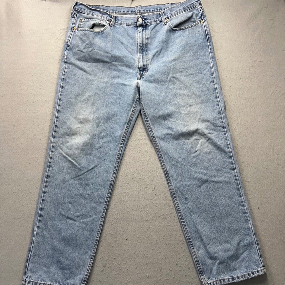 Levis 550 Relaxed Fit Jeans Mens W42 L32 Light Wash Blue Denim 00550-4891